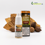 SC Hybrid Nikotinsalz Liquid R Tobacco Flasche und Verpackung vor Tabakblättern und Nüssen.