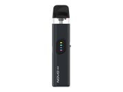 Schwarzes Smok Novo Go E-Zigaretten Set mit vierfarbiger LED-Anzeige und transparentem Pod.