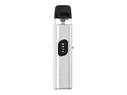 Smok Novo Go E-Zigaretten Set in Silber mit vierfarbiger LED-Anzeige und schwarzem Mundstück.