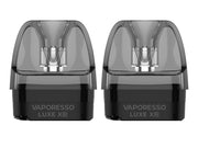 Zwei Vaporesso Luxe XR Pods mit schwarzem Boden und transparentem Oberteil.